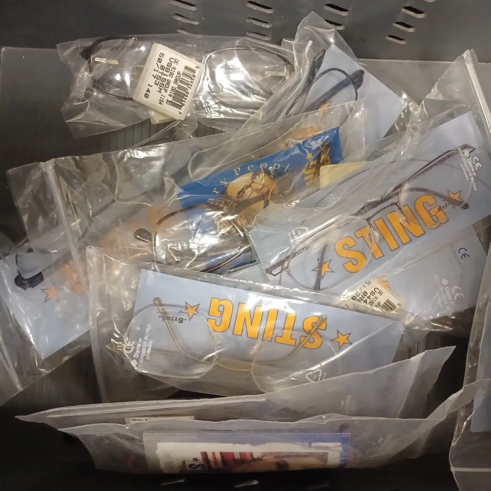 APPROXIMATELY 10 ASSORTED DE RIGO STING GLASSES TO INCLUDE MODELS 6041, 4400, 6155, 4403 ETC.