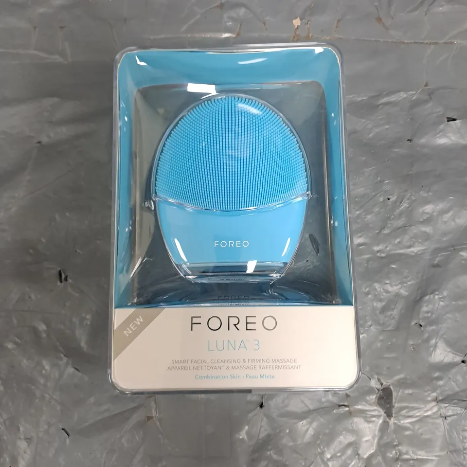 FOREO LUNA 3 SMART FACIAL CLEANSING & FIRMING MASSAGE - BLUE 