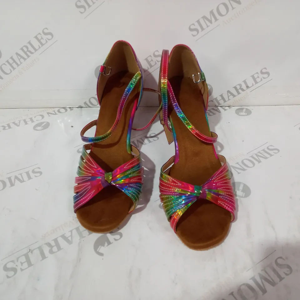 RAINBOW OPEN TOE HEELS SIZE 5.5