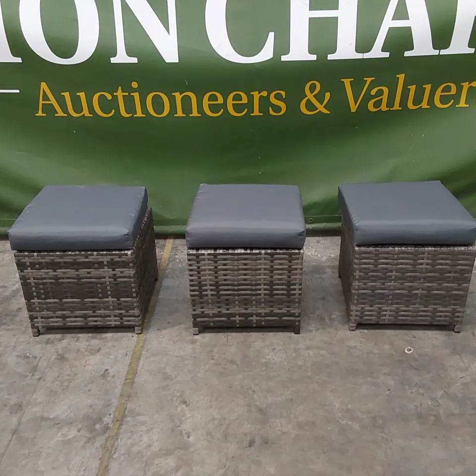 BRAND NEW BOXED NEVADA GARDEN AND PATIO RATTAN SOFA SET (3 BOXES) RRP £995