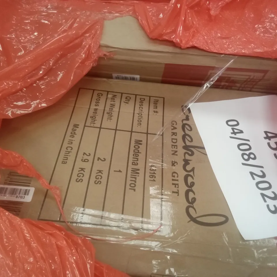 PALLET OF ASSORTED ITEMS INCLUDING CREEKWOOD MODENA MIRROR, OFFICE CHAIR, PORTABLE WARDROBE 