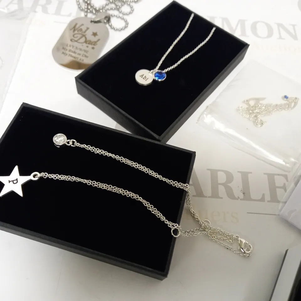 LOT OF 11 PERSONALISED JEWELLERY ITEMS RRP £331