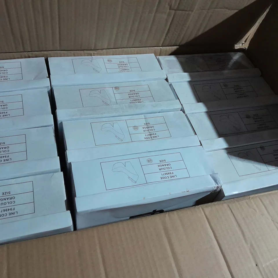 APPROXIMATELY 12 BOXED PAIRS OF FIORE WEDGE PLATFORM TO INCLUDE SHOES SIZE 6