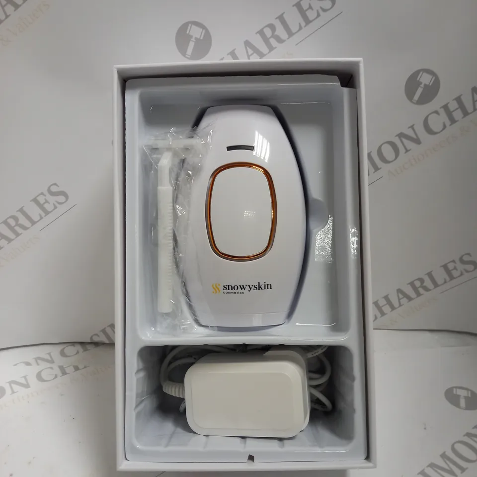 BOXED SNOWYSKIN ADVANCED IPL HAIR REMOVAL HANDSET 