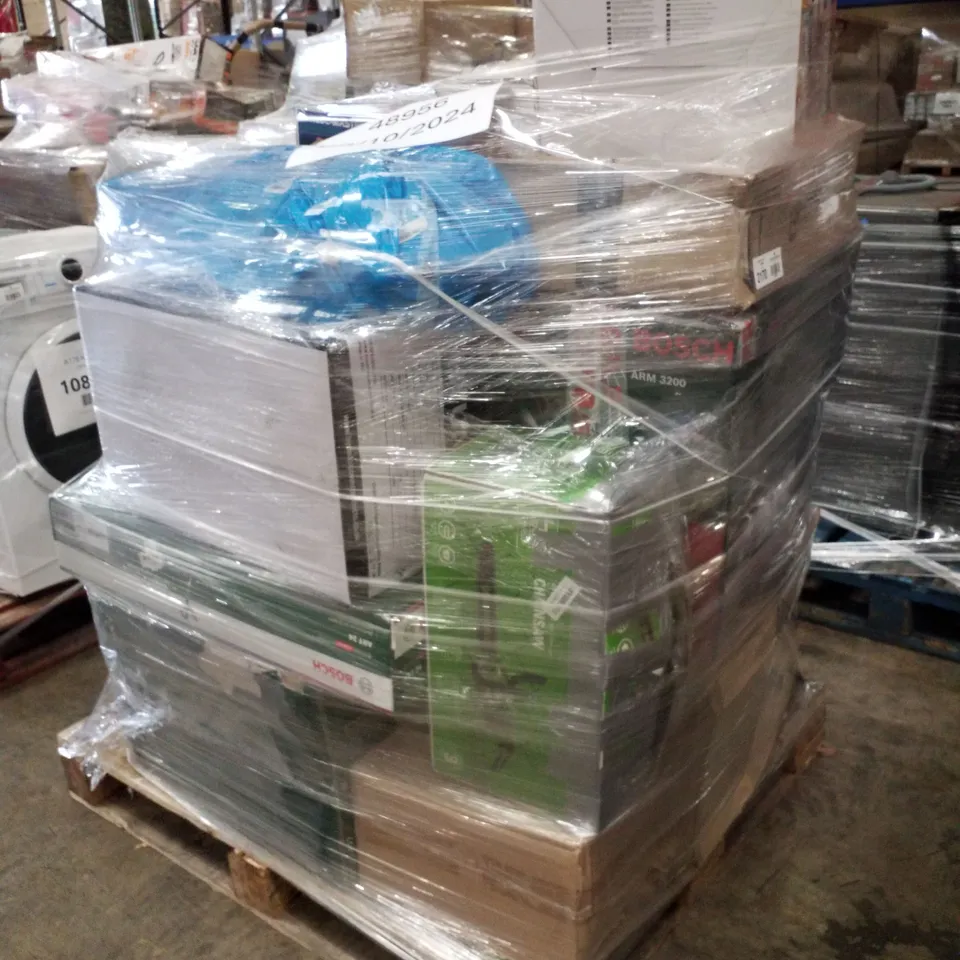 PALLET OF APPROXIMATELY 26 UNPROCESSED RAW RETURN HOUSEHOLD AND ELECTRICAL GOODS TO INCLUDE;