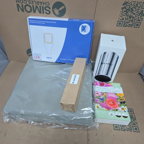 APPROXIMATELY 15 ASSORTED HOUSEHOLD PRODUCTS TO INCLUDE XL SHOWER PROTECTION POUCH, REFORMED STORAGE TANK, SHAKE N RAKE BUTTERFLY & BEE GARDEN, ETC - COLLECTION ONLY