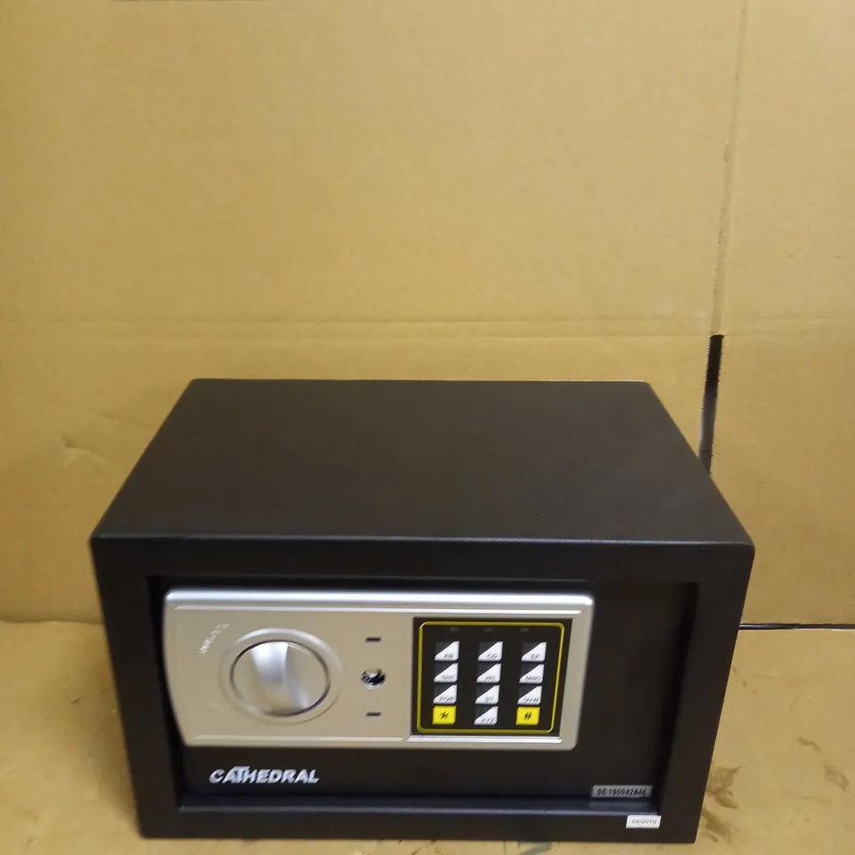 ELECTRONIC DIGITAL SAFE 