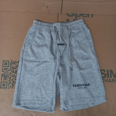 ESSENTIALS FEAR OF GOD SWEAT SHORTS IN GREY SIZE LARGE