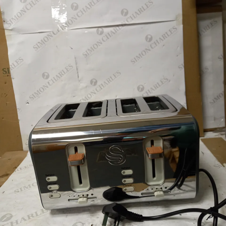SWAN NORDIC 4-SLICE TOASTER - GREY
