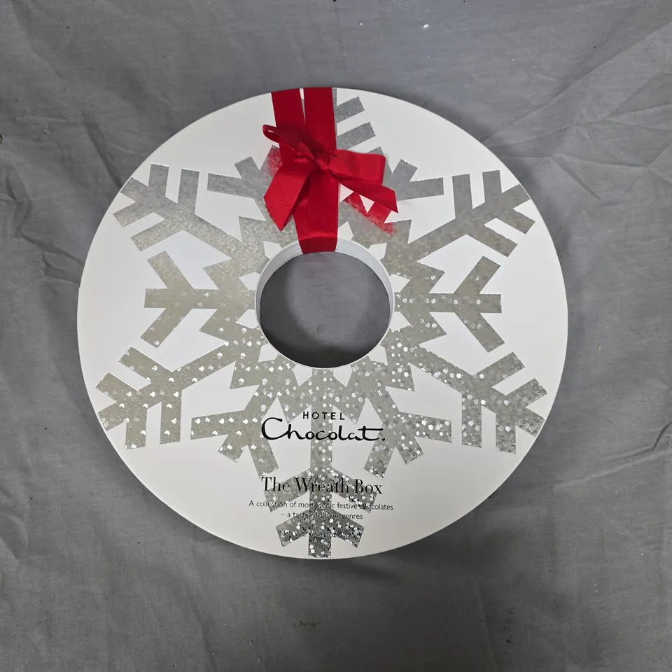 HOTEL CHOCOLAT THE WREATH BOX