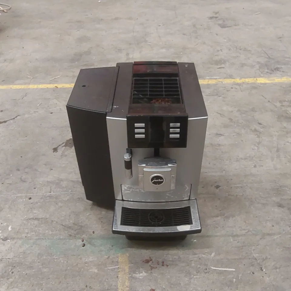 JURA JX8 PLATINUM COFFEE MACHINE