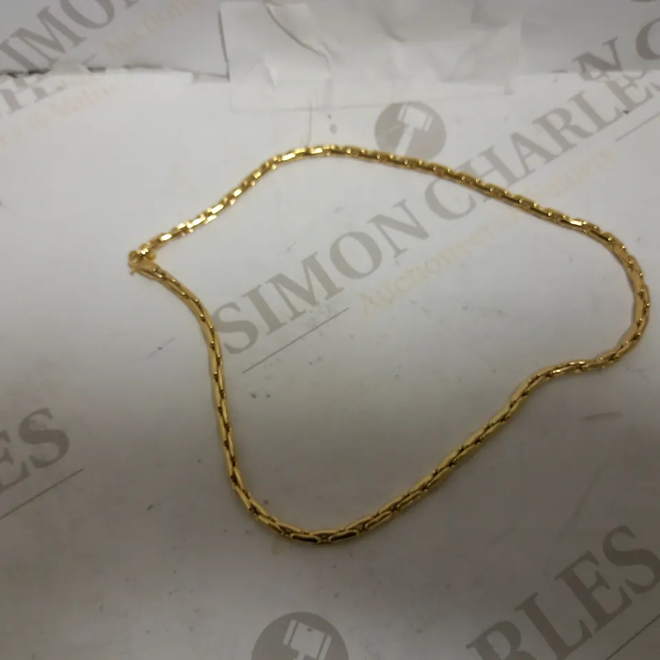9 CT YELLOW GOLD NECKLACE AND 9CT YELLOW GOLD AND OPAL RING - K.5 SIZE