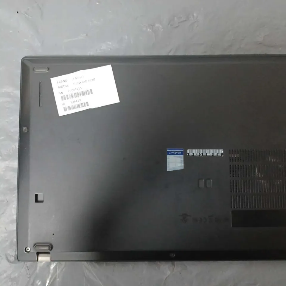 LENOVO	THINKPAD X280	12 INCH	I5-8250U 1.60GHZ