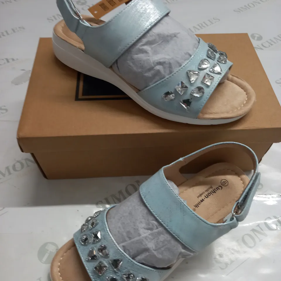 BOXED PAIR OF CUSHION WALK JEWELLED SANDALS IN SILVER - SIZE 6