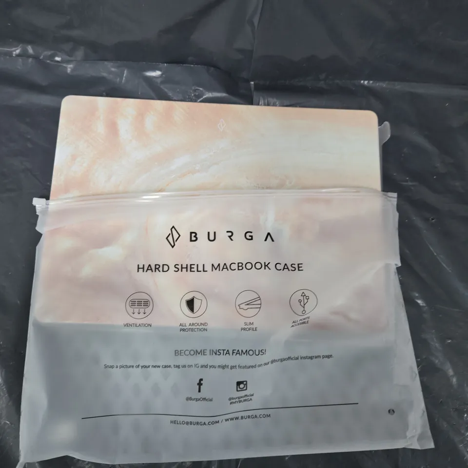 BURGA HARD SHELL MACBOOK CASE 