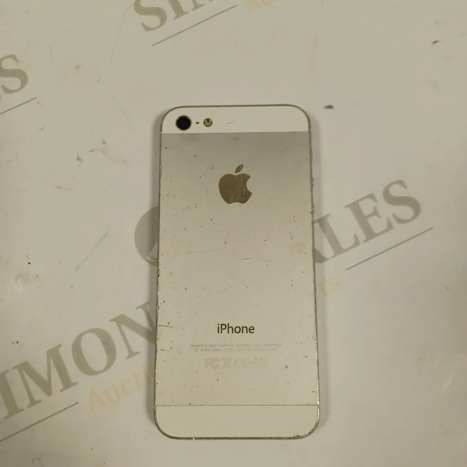 APPLE IPHONE 5 (A1429) SMARTPHONE 