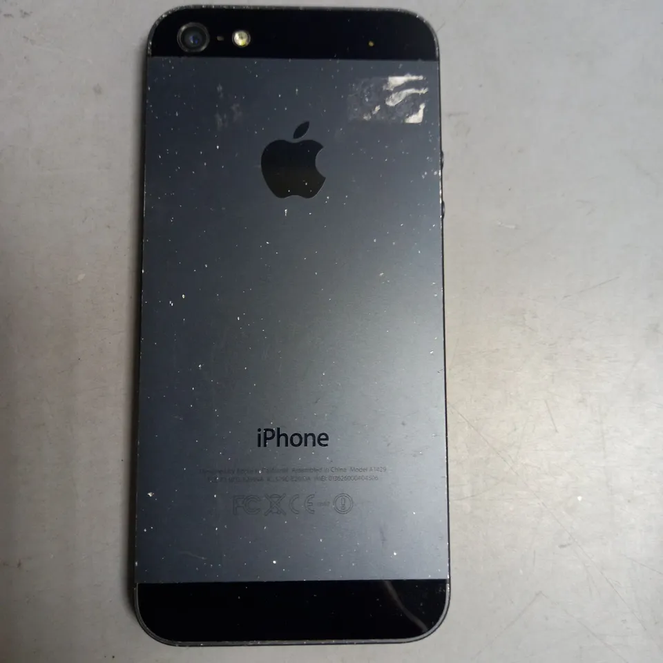 APPLE MD297KN/A IPHONE 5 16GB BLACK MOBILE PHONE