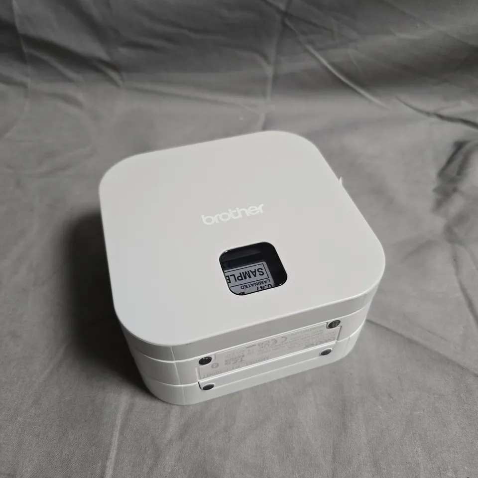 BROTHER P-TOUCH CUBE PT-P300BT LABEL PRINTER 