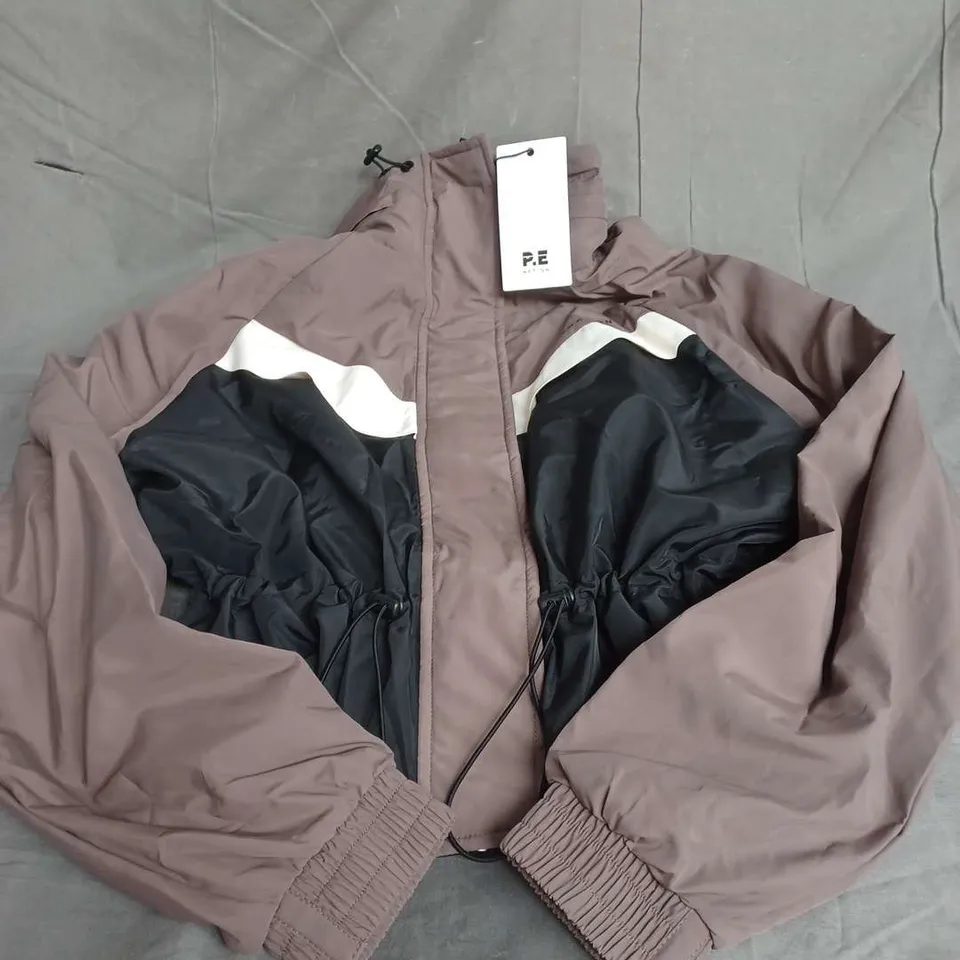 PE NATION SHELTER JACKET IN FOSSIL SIZE XS