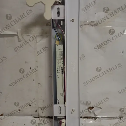 BRAND NEW 2FT BATTEN 18W TWIN FITTING (LPT218/HF/X)