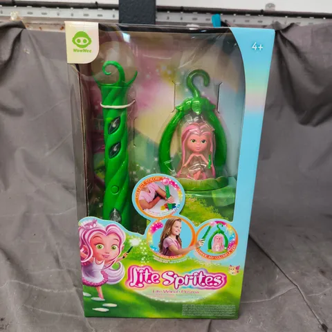 WOWWEE LIT SPRITES LITE WAND + PRISMA – GREEN WAND & FAIRY FIGURE (AGE 4+)
