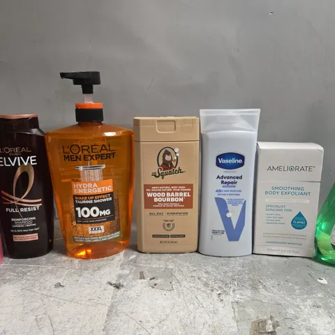 APPROX 12 ASSORTED BEAUTY PRODUCTS TO INCLUDE MEDIX BODY CREAM, L'OREAL MEN EXPERT SHOWER GEL, VASELINE ADVANCED REPAIR, ETC 
