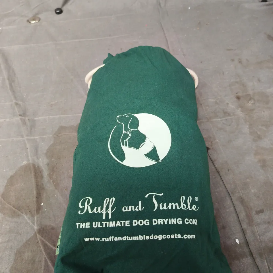 RUFF AND TUMBLE THE ULTIMATE DOG DRYING COAT  M/L