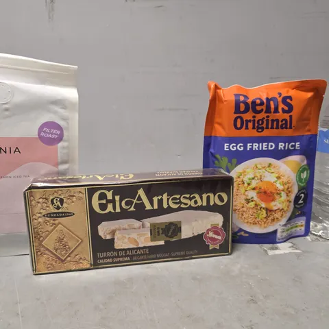 APPROXIMATELY 12 ASSORTED FOOD & DRINK ITEMS TO INCLUDE - BENS EGG FRIED RICE , AMAZON WATER ETC