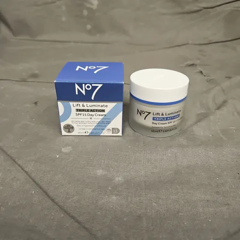 BOXED N07 LIFT & LUMINATE TRIPLE ACTION SPF 15 DAY CREAM 50ML