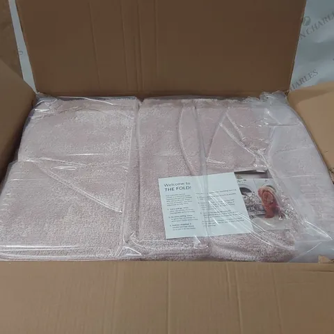 BOXED DUSTY ROSE CARPET - 6 x 9'