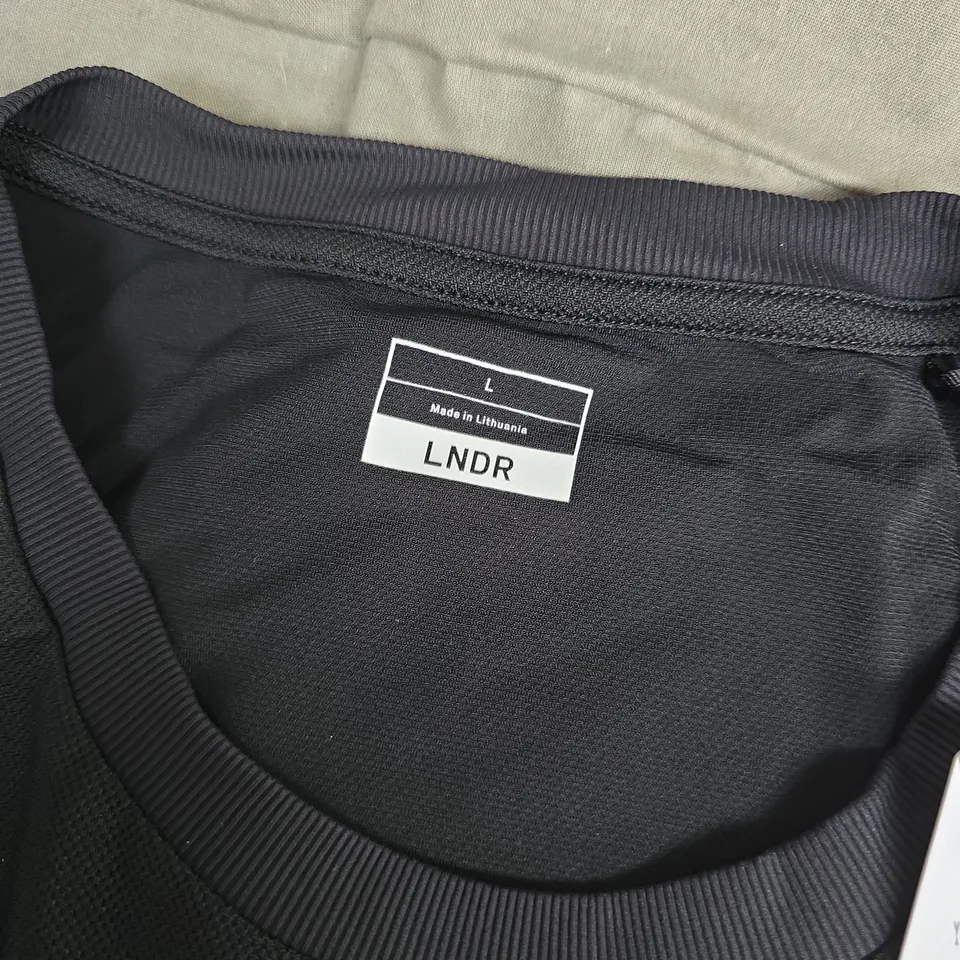 LNDR FLUID TANK TOP – BLACK, UK SIZE L