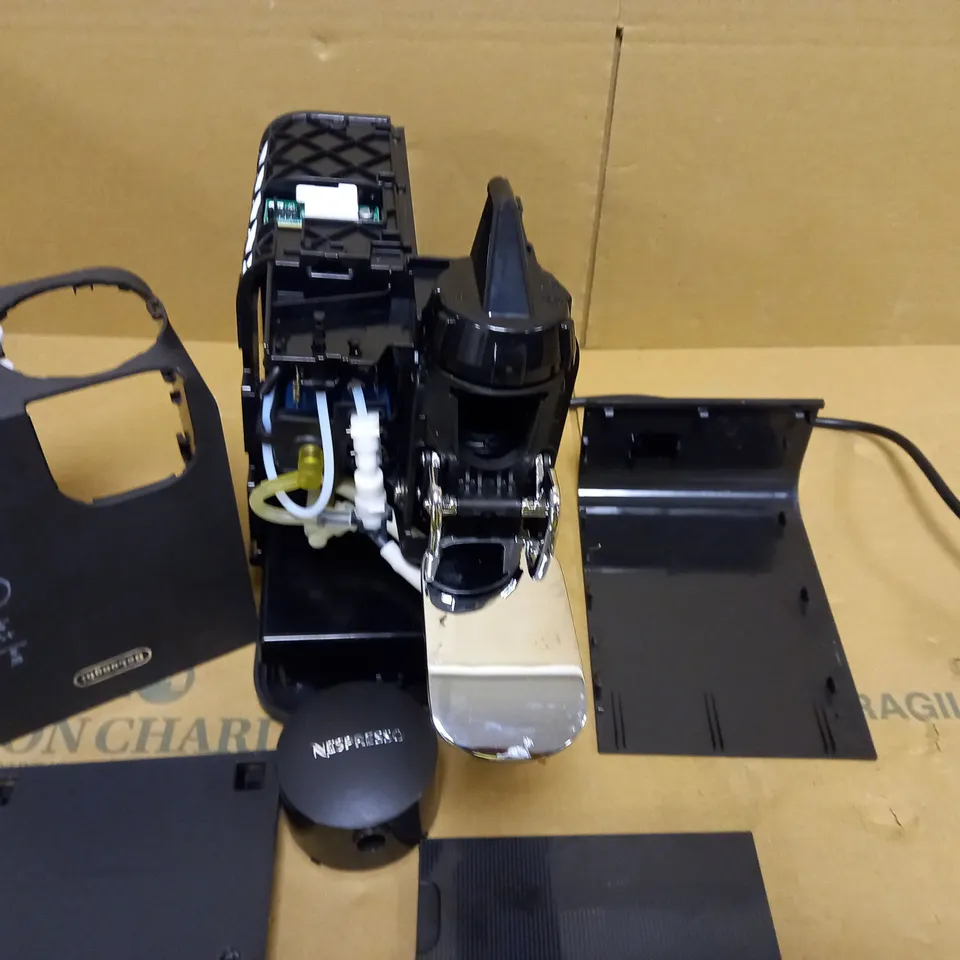 DE'LONGHI LATTISSIMA ONE EVO AUTOMATIC COFFEE MAKER