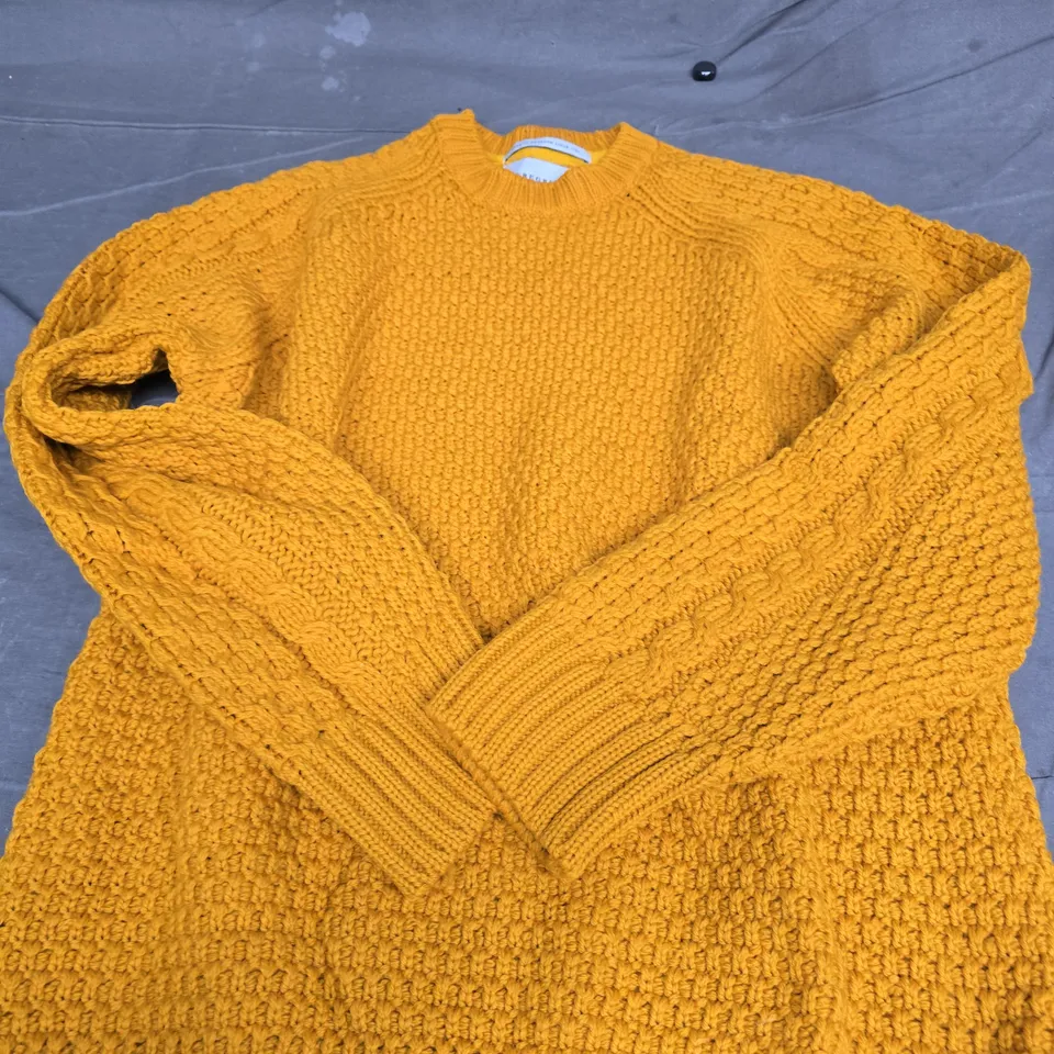 PEREGRINE WINSTON CREW JUMPER – MUSTARD YELLOW – XXL