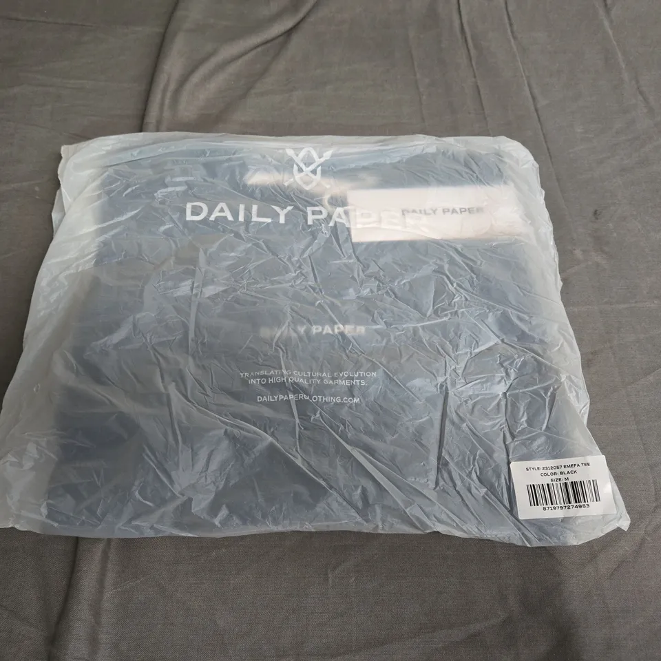 BAGGED DAILY PAPER EMEFA TEE SIZE M