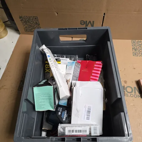 TOTE OF APPROXIMATELY 15 ASSORTED COSMETICS TO INCLUDE: ZIKEL STAY MATTE 