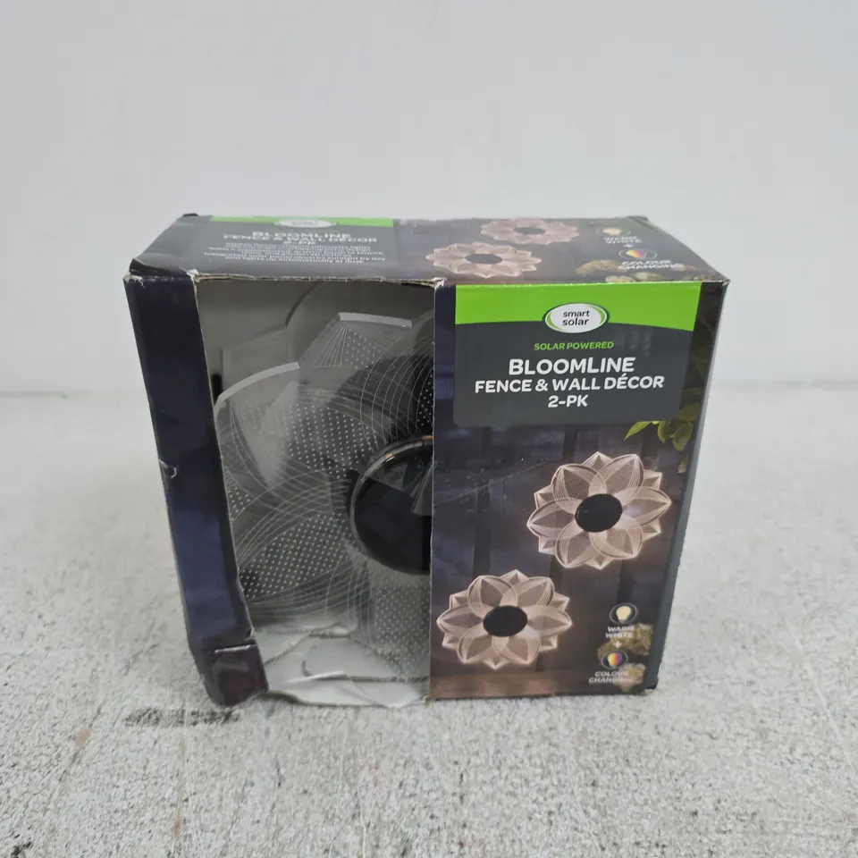 BOXED SMART SOLAR BLOOMLINE FENCE & WALL DECOR 2 PACK
