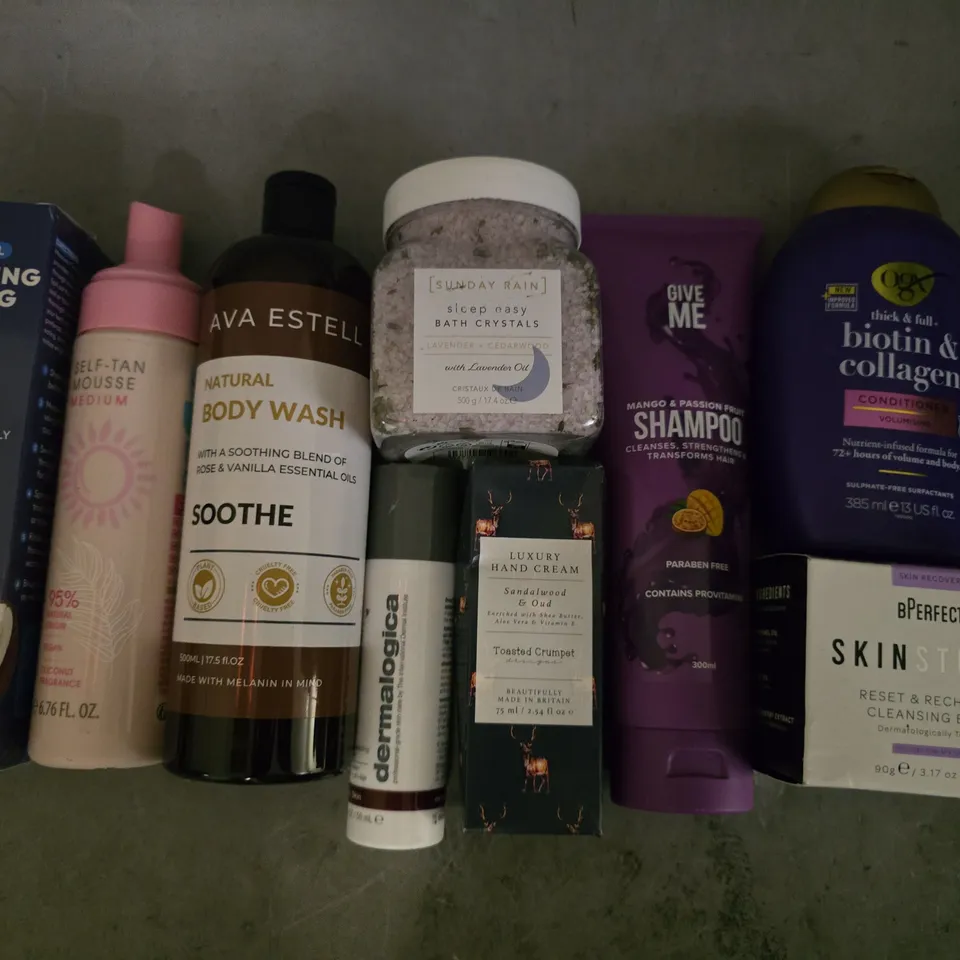APPROXIMATELY 20 ASSORTED HEALTH AND BEAUTY ITEMS TO INCLUDE WHITENING PULLING OIL, BATH CRYSTALS AND BPERFECT CLEANSING BALM