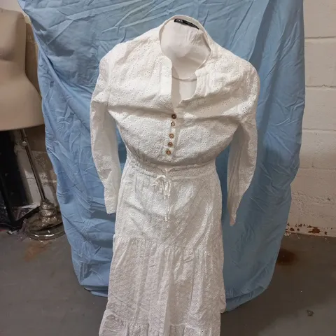 ZARA WHITE BRODERIE DRESS β WOMEN'S SMALL (EU S, USA S)