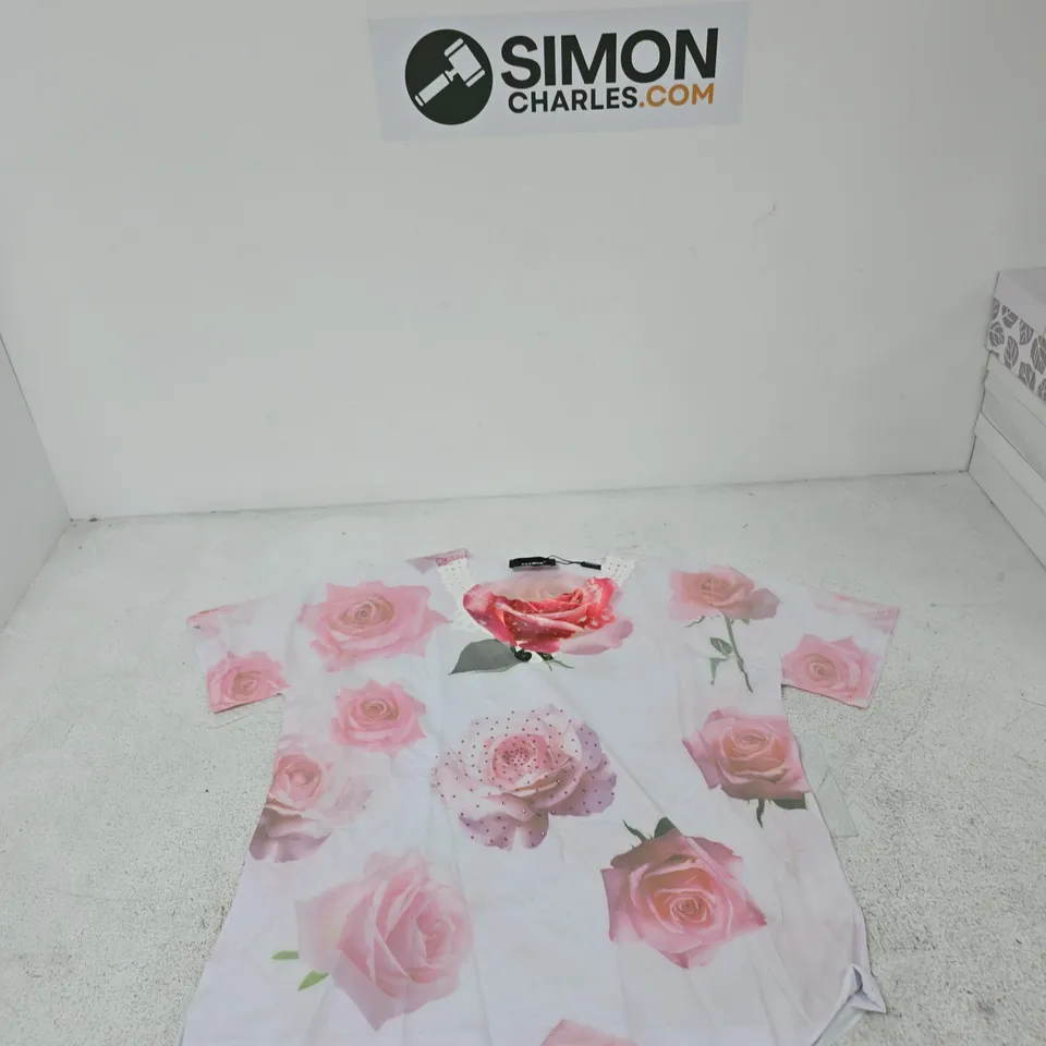 BOX OF APPROXIMATELY 20 ASSORTED ITEMS TO INCLUDE: ANAMOR ROSE TOP