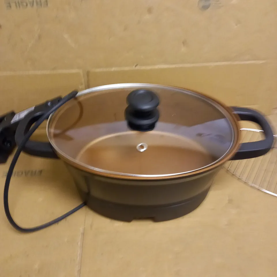 RUSSEL HOBBS MULTI COOKER