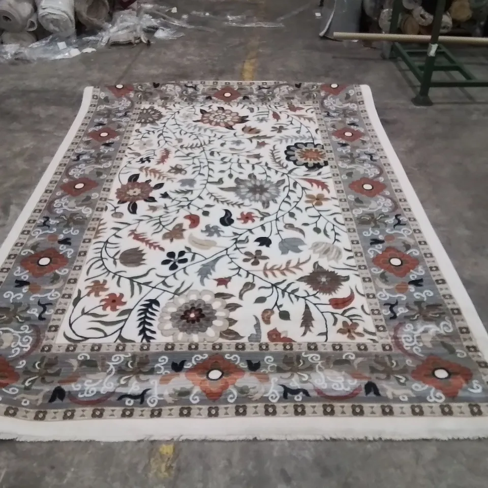 QUALITY DESIGNER AREA RUG - APPROXIMATELY 305X200