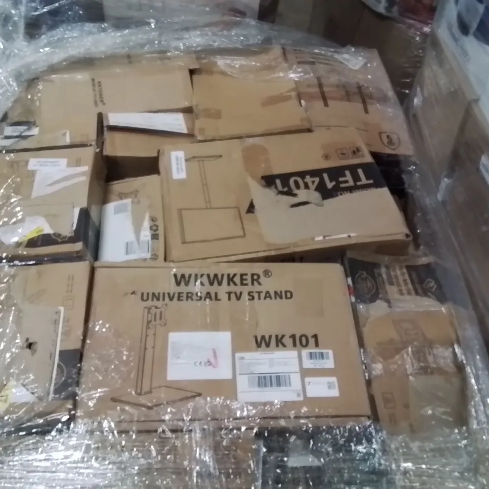 PALLET CONTAINING A LARGE QUANTITY OF TV WALL MOUNT BRACKETS