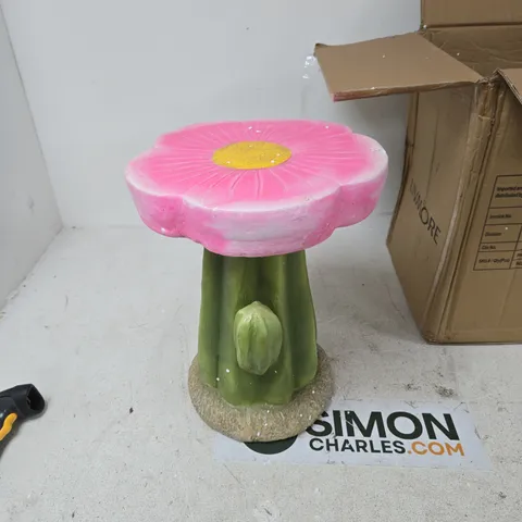 LIVMORE PINK FLOWER GARDEN ORNAMENT