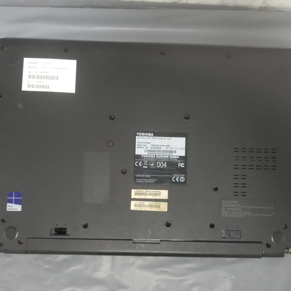 TOSHIBA SATELLITE PRO R50-B	15 INCH I3-4005U 1.70GHZ