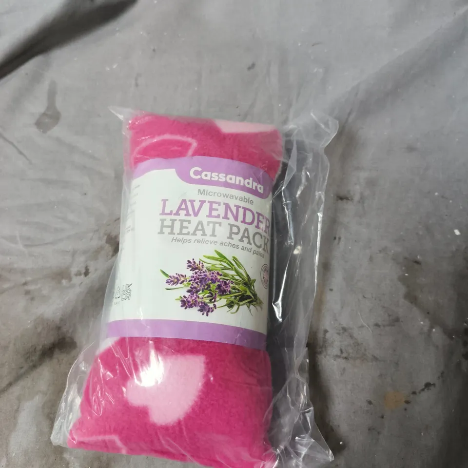 BOX OF APPROXIMATELY 20 ASSORTED HOUSEHOLD ITEMS INCLUDING WIRELESS REPEATER , LAVENDER HEAT PACK AND FAMILY ORGANISER 