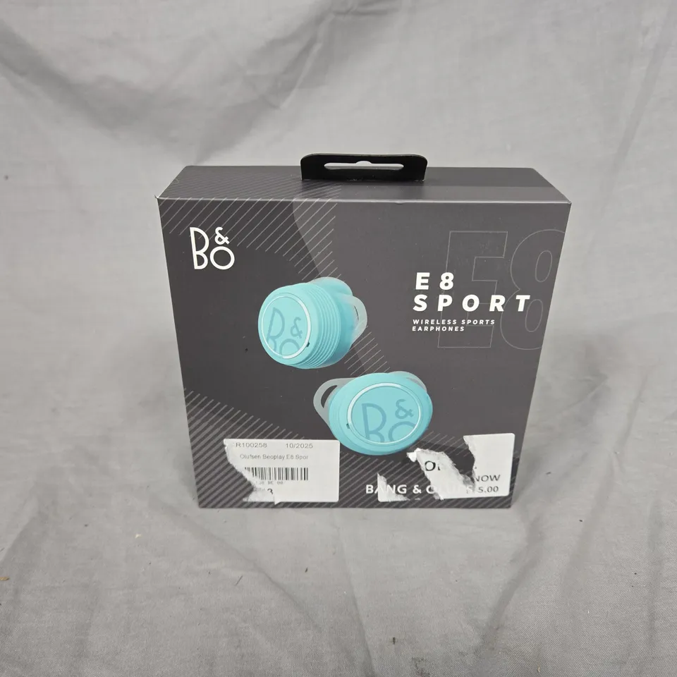 BOXED BANG & OLUFSEN E8 SPORT EARBUDS