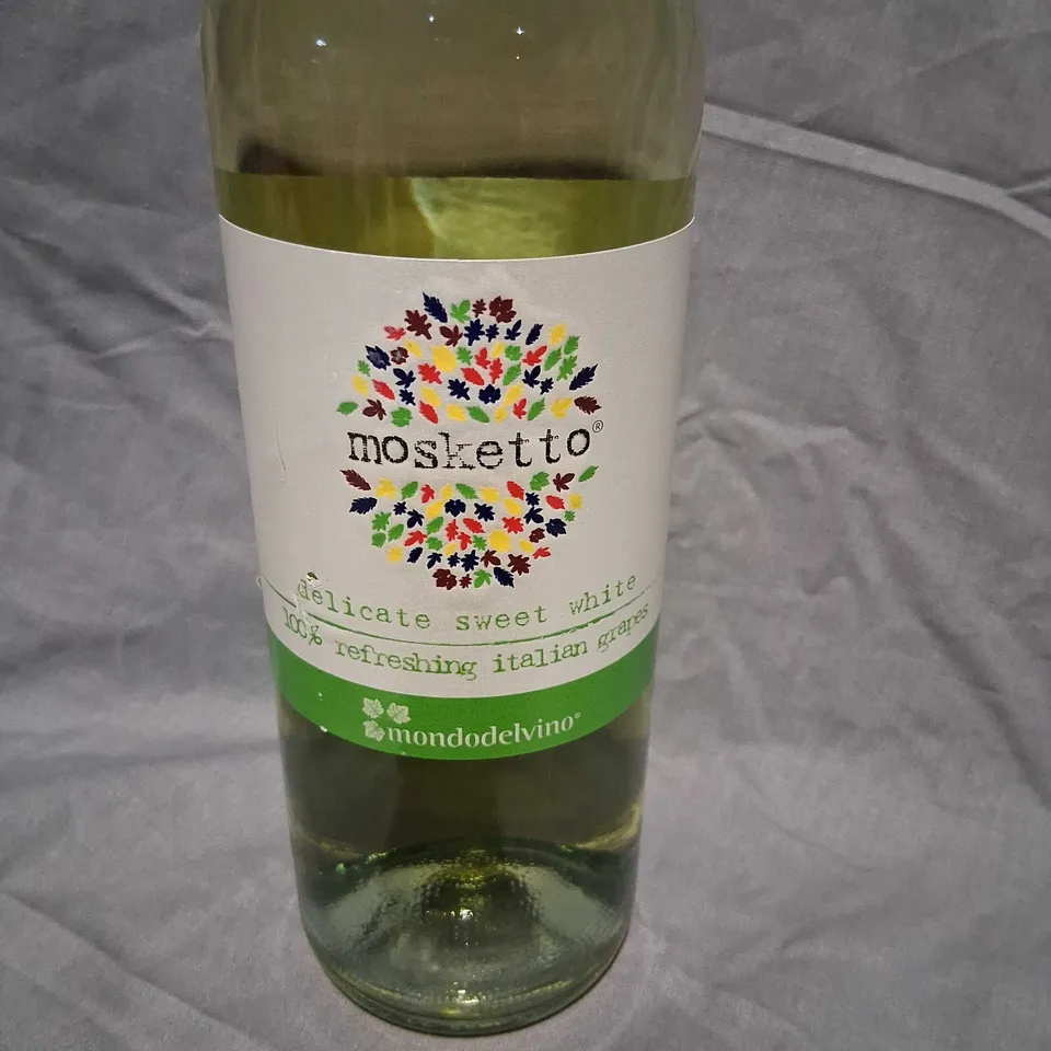 MOSKETTO DELICATE SWEET WHITE – 750ML MONDODELVINO