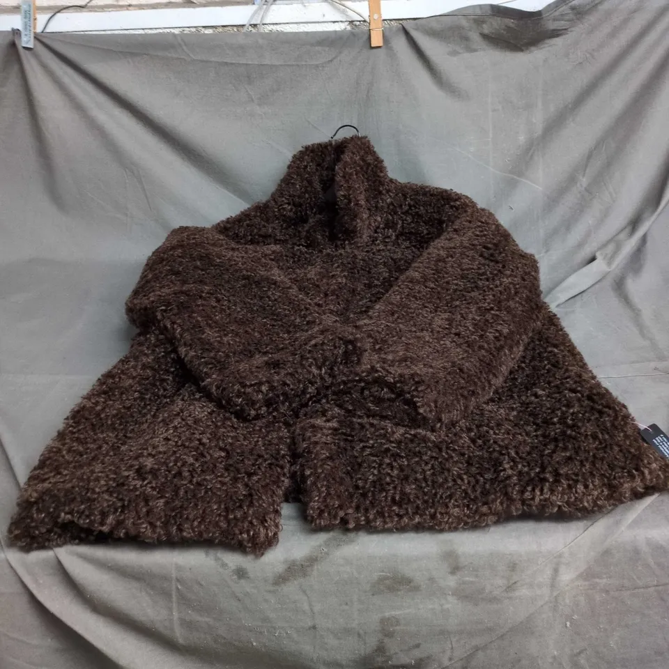 ROMAN CURLY SOFT BORG COAT – CHOCOLATE, UK 18