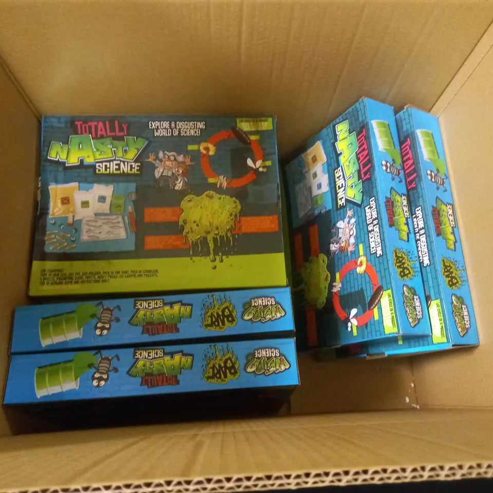 LOT OF 8 TOTALLY NASTY SCIENCE PLAY SETS