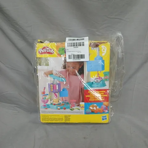 PLAY DOH RAINBOW SWIRL ICE CREAM PLAYSET